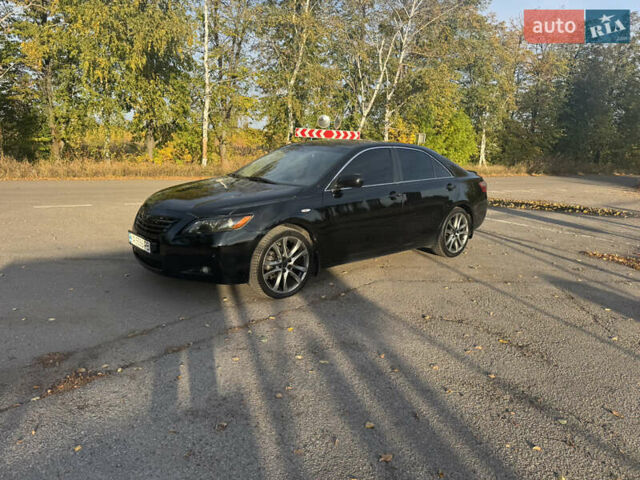 Черный Тойота Камри, объемом двигателя 3.46 л и пробегом 337 тыс. км за 9000 $, фото 1 на Automoto.ua