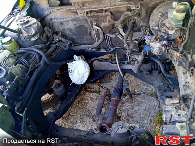 Тойота Камри 2006 в Киеве на Automoto.ua Черный Тойота Камри, объемом двигателя 3.5 л и пробегом 300 тыс. км за 3500 $, фото 1 на Automoto.ua