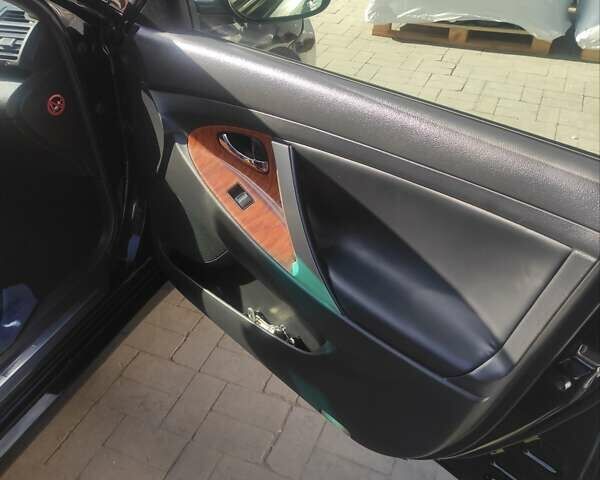 Тойота Камрі 2007 у Умани на Automoto.ua Чорний Тойота Камрі, об'ємом двигуна 2.36 л та пробігом 259 тис. км за 8200 $, фото 20 на Automoto.ua