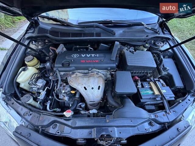 Чорний Тойота Камрі, об'ємом двигуна 2.4 л та пробігом 352 тис. км за 5500 $, фото 14 на Automoto.ua