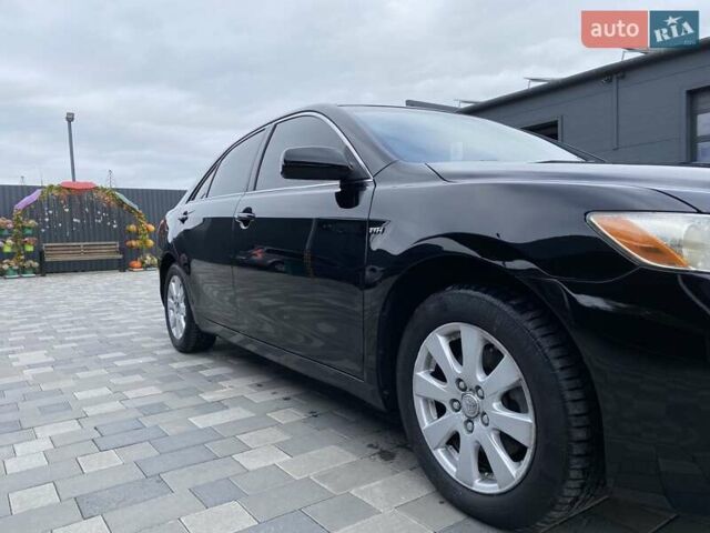 Чорний Тойота Камрі, об'ємом двигуна 3.46 л та пробігом 336 тис. км за 8900 $, фото 2 на Automoto.ua