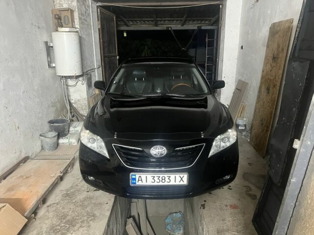 Черный Тойота Камри, объемом двигателя 3.5 л и пробегом 380 тыс. км за 8300 $, фото 4 на Automoto.ua