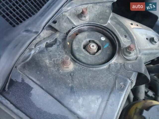 Черный Тойота Камри, объемом двигателя 2.4 л и пробегом 300 тыс. км за 7900 $, фото 10 на Automoto.ua