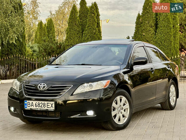 Черный Тойота Камри, объемом двигателя 3.46 л и пробегом 187 тыс. км за 11300 $, фото 4 на Automoto.ua