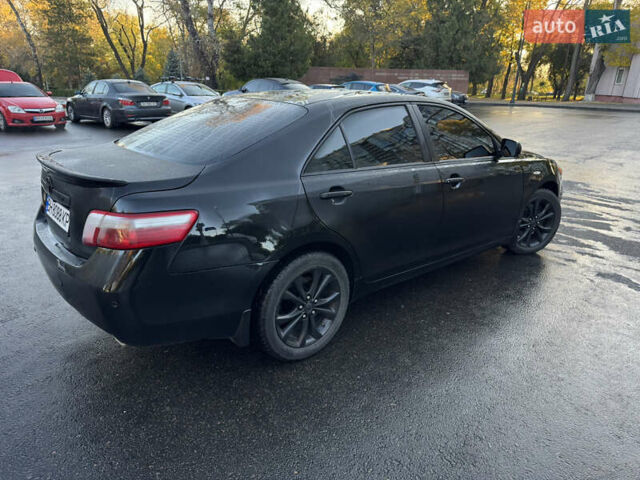 Чорний Тойота Камрі, об'ємом двигуна 3.5 л та пробігом 300 тис. км за 9000 $, фото 3 на Automoto.ua