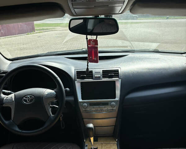 Черный Тойота Камри, объемом двигателя 2.36 л и пробегом 320 тыс. км за 7000 $, фото 10 на Automoto.ua
