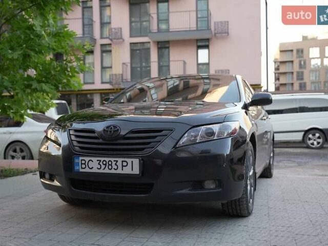 Черный Тойота Камри, объемом двигателя 3.5 л и пробегом 238 тыс. км за 10500 $, фото 11 на Automoto.ua
