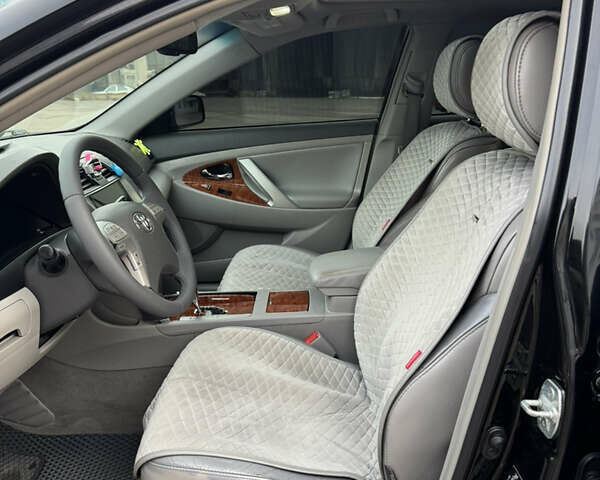 Чорний Тойота Камрі, об'ємом двигуна 3.46 л та пробігом 270 тис. км за 8500 $, фото 11 на Automoto.ua