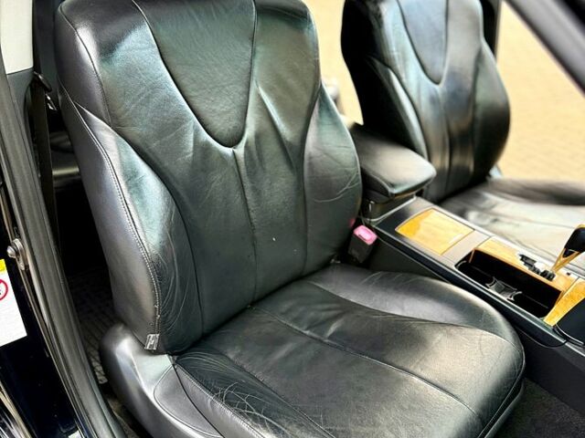 Черный Тойота Камри, объемом двигателя 3.5 л и пробегом 187 тыс. км за 9999 $, фото 4 на Automoto.ua