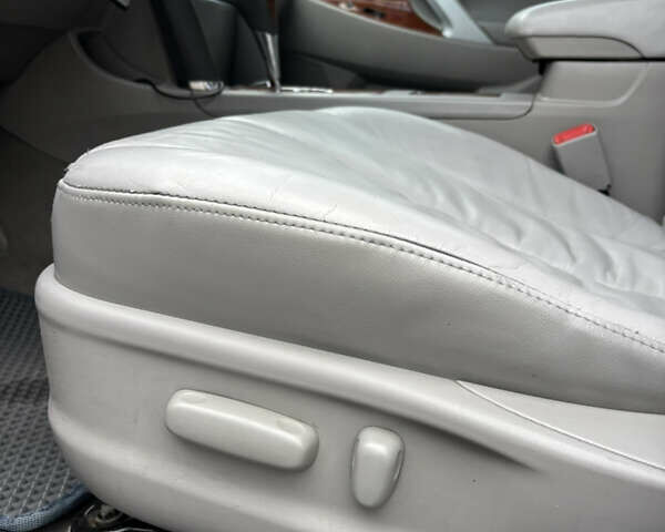 Черный Тойота Камри, объемом двигателя 3.5 л и пробегом 255 тыс. км за 9900 $, фото 17 на Automoto.ua