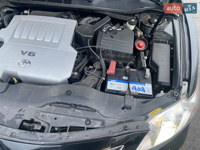 Черный Тойота Камри, объемом двигателя 3.5 л и пробегом 252 тыс. км за 10200 $, фото 29 на Automoto.ua