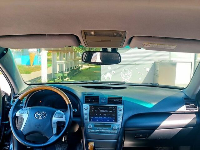 Черный Тойота Камри, объемом двигателя 3.5 л и пробегом 290 тыс. км за 8400 $, фото 11 на Automoto.ua