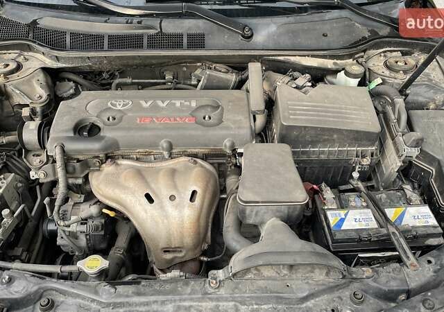 Черный Тойота Камри, объемом двигателя 2.36 л и пробегом 190 тыс. км за 8000 $, фото 11 на Automoto.ua