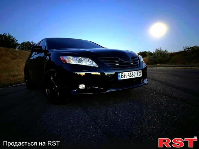 Чорний Тойота Камрі, об'ємом двигуна 3.5 л та пробігом 287 тис. км за 10500 $, фото 4 на Automoto.ua