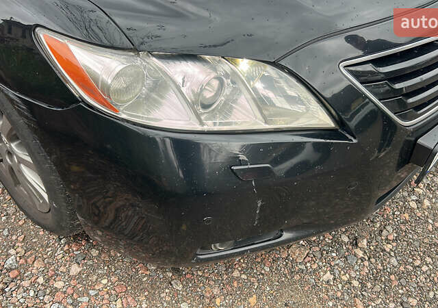 Черный Тойота Камри, объемом двигателя 3.5 л и пробегом 303 тыс. км за 8000 $, фото 4 на Automoto.ua