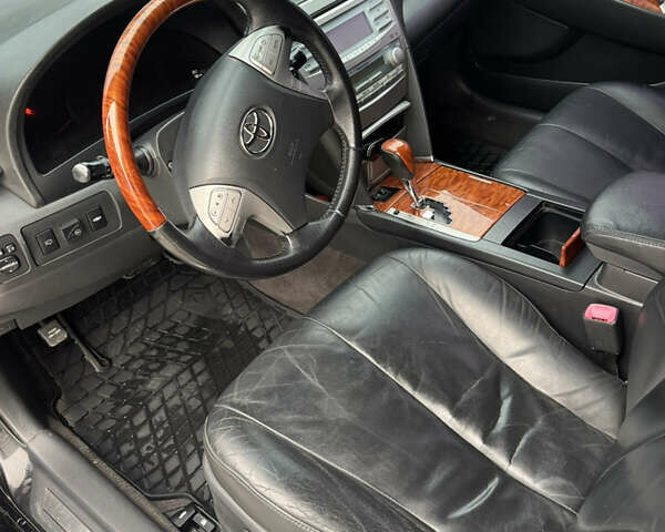 Черный Тойота Камри, объемом двигателя 3.5 л и пробегом 312 тыс. км за 7700 $, фото 7 на Automoto.ua