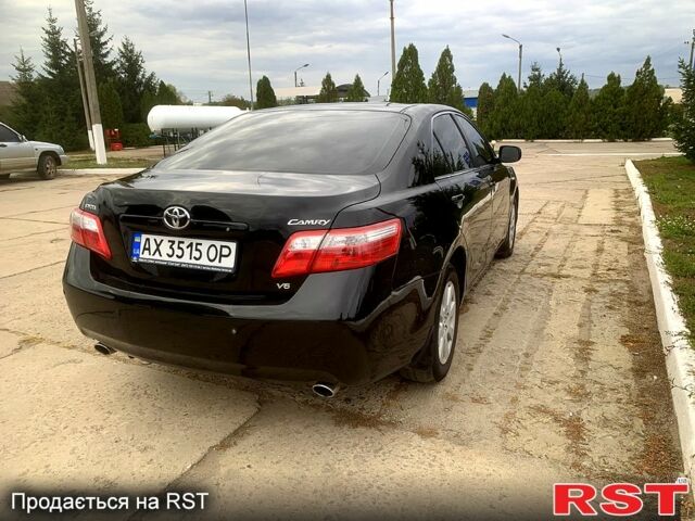 Черный Тойота Камри, объемом двигателя 3.5 л и пробегом 200 тыс. км за 10000 $, фото 2 на Automoto.ua