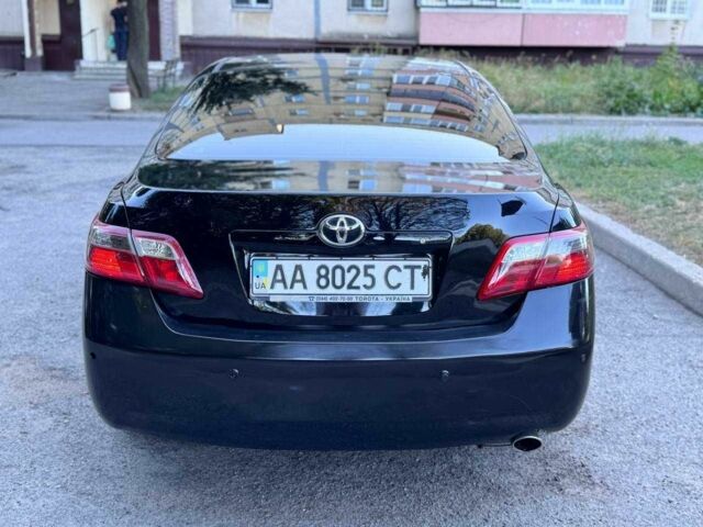 Чорний Тойота Камрі, об'ємом двигуна 2.4 л та пробігом 352 тис. км за 5500 $, фото 6 на Automoto.ua