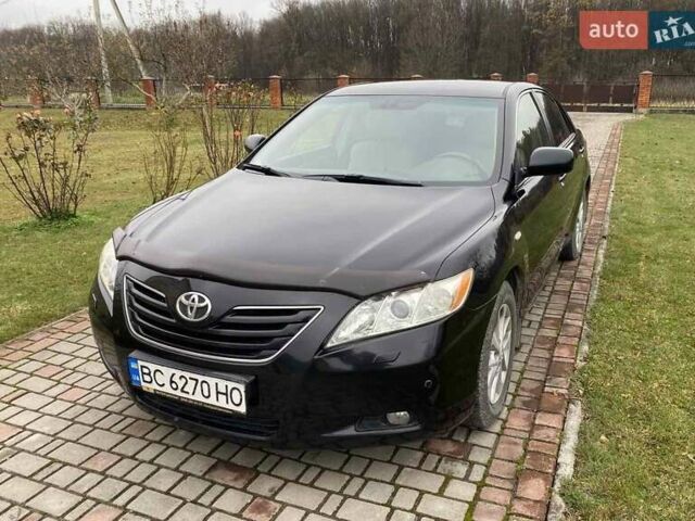 Черный Тойота Камри, объемом двигателя 2.4 л и пробегом 227 тыс. км за 8600 $, фото 20 на Automoto.ua