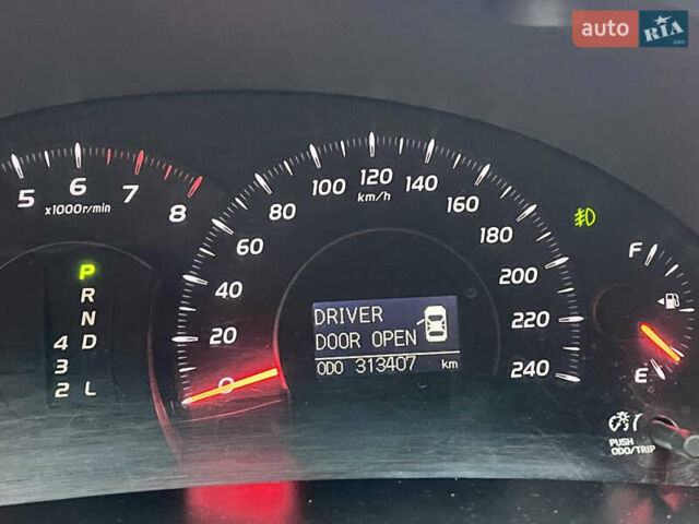Черный Тойота Камри, объемом двигателя 2.4 л и пробегом 313 тыс. км за 6950 $, фото 10 на Automoto.ua