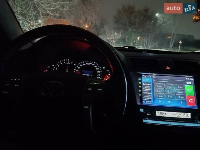 Чорний Тойота Камрі, об'ємом двигуна 3.46 л та пробігом 380 тис. км за 7500 $, фото 1 на Automoto.ua