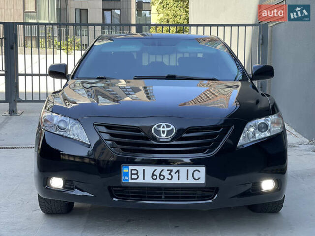Черный Тойота Камри, объемом двигателя 2.36 л и пробегом 275 тыс. км за 6999 $, фото 2 на Automoto.ua