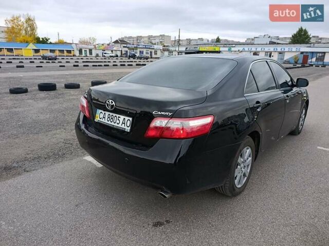 Черный Тойота Камри, объемом двигателя 2.4 л и пробегом 268 тыс. км за 8800 $, фото 3 на Automoto.ua
