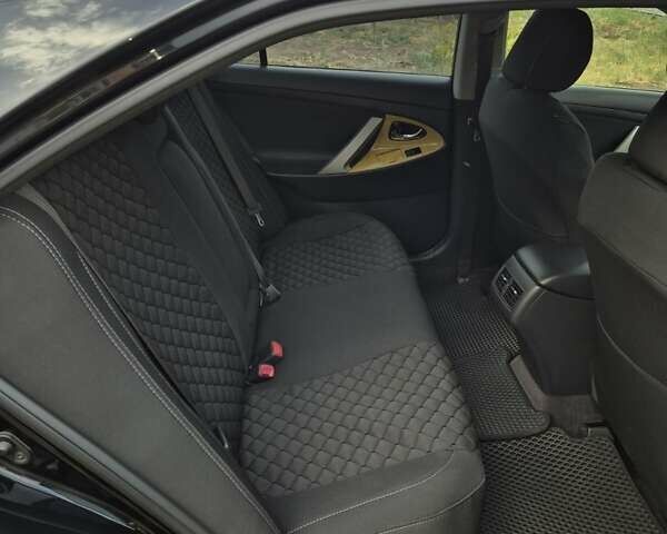 Чорний Тойота Камрі, об'ємом двигуна 2.36 л та пробігом 194 тис. км за 8300 $, фото 9 на Automoto.ua