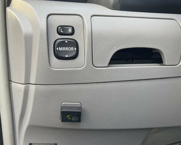 Черный Тойота Камри, объемом двигателя 3.5 л и пробегом 268 тыс. км за 8777 $, фото 14 на Automoto.ua