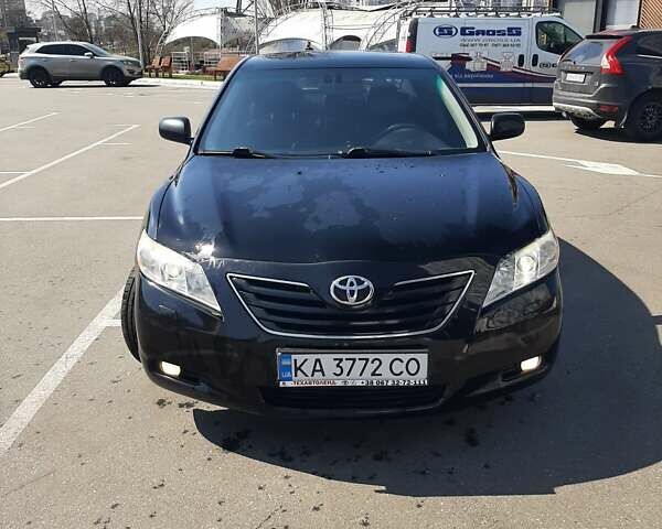 Черный Тойота Камри, объемом двигателя 2.4 л и пробегом 320 тыс. км за 10000 $, фото 16 на Automoto.ua