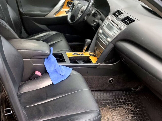 Черный Тойота Камри, объемом двигателя 2.4 л и пробегом 250 тыс. км за 6799 $, фото 4 на Automoto.ua