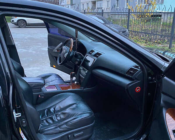 Чорний Тойота Камрі, об'ємом двигуна 3.46 л та пробігом 290 тис. км за 8500 $, фото 10 на Automoto.ua