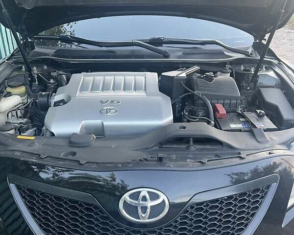 Чорний Тойота Камрі, об'ємом двигуна 3.5 л та пробігом 268 тис. км за 8400 $, фото 11 на Automoto.ua