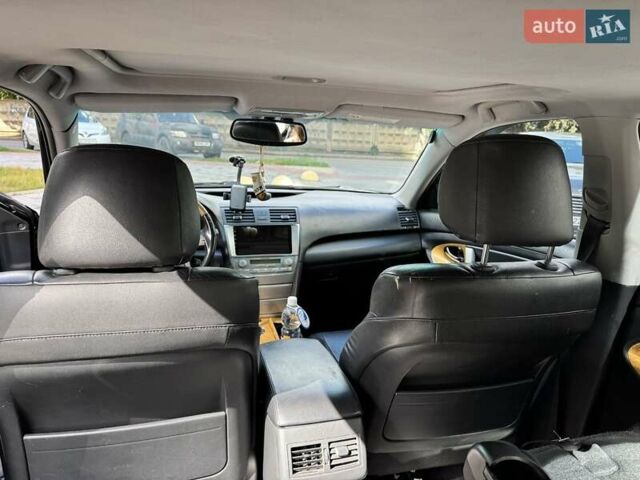 Черный Тойота Камри, объемом двигателя 3.5 л и пробегом 260 тыс. км за 7900 $, фото 16 на Automoto.ua