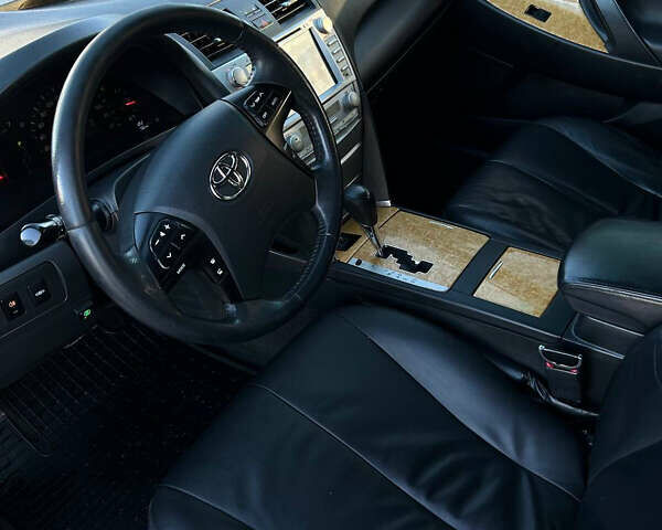 Черный Тойота Камри, объемом двигателя 2.36 л и пробегом 350 тыс. км за 6700 $, фото 13 на Automoto.ua