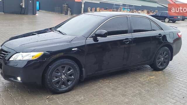 Черный Тойота Камри, объемом двигателя 3.5 л и пробегом 255 тыс. км за 11800 $, фото 8 на Automoto.ua