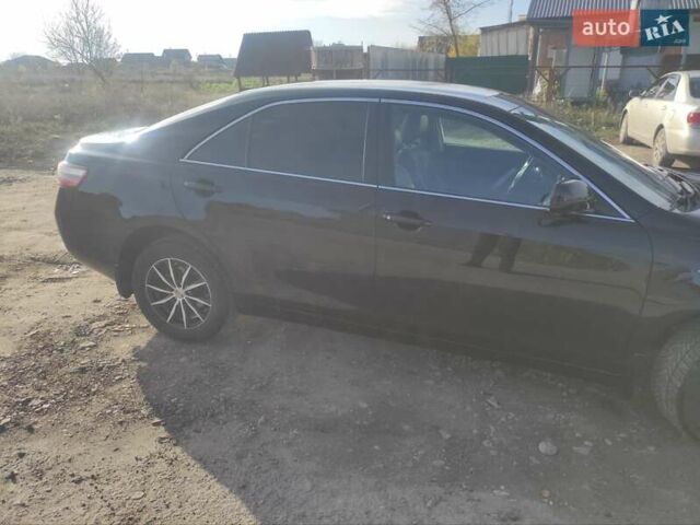 Тойота Камрі 2007 у Умани на Automoto.ua Чорний Тойота Камрі, об'ємом двигуна 2.36 л та пробігом 259 тис. км за 8200 $, фото 3 на Automoto.ua