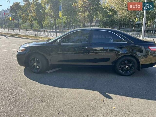 Черный Тойота Камри, объемом двигателя 2.36 л и пробегом 280 тыс. км за 8700 $, фото 4 на Automoto.ua
