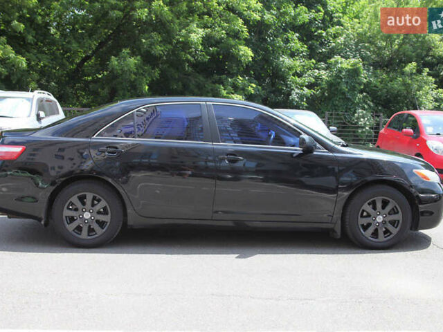 Чорний Тойота Камрі, об'ємом двигуна 3.5 л та пробігом 336 тис. км за 8300 $, фото 1 на Automoto.ua