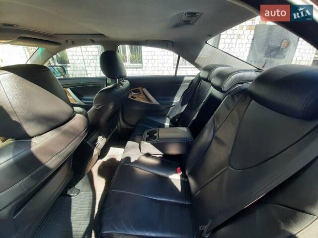 Черный Тойота Камри, объемом двигателя 2.4 л и пробегом 320 тыс. км за 10000 $, фото 9 на Automoto.ua