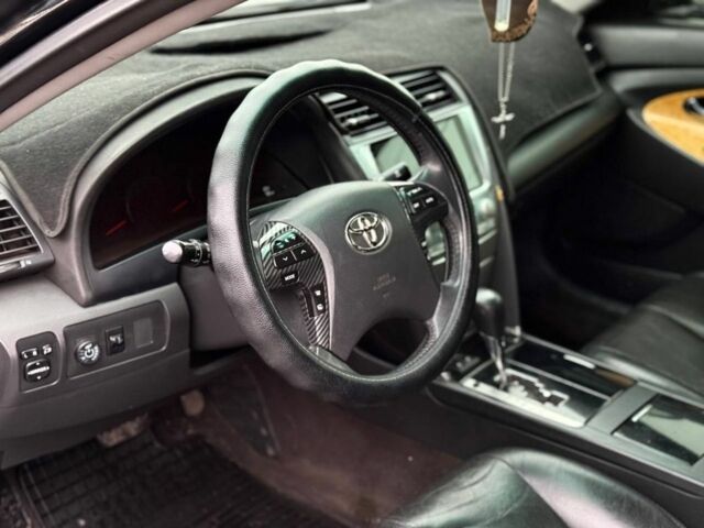 Черный Тойота Камри, объемом двигателя 2.4 л и пробегом 257 тыс. км за 7950 $, фото 4 на Automoto.ua