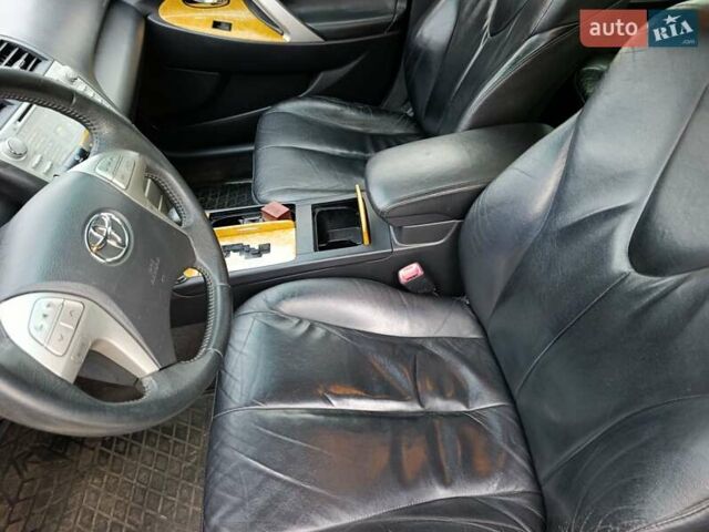 Черный Тойота Камри, объемом двигателя 2.4 л и пробегом 268 тыс. км за 8800 $, фото 2 на Automoto.ua