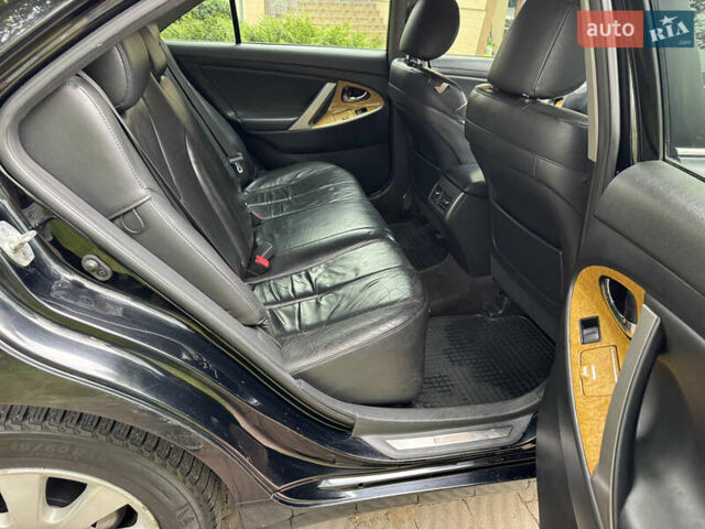 Чорний Тойота Камрі, об'ємом двигуна 3.5 л та пробігом 370 тис. км за 8399 $, фото 7 на Automoto.ua