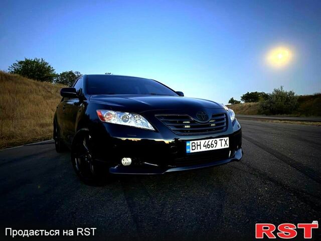 Чорний Тойота Камрі, об'ємом двигуна 3.5 л та пробігом 287 тис. км за 10500 $, фото 3 на Automoto.ua