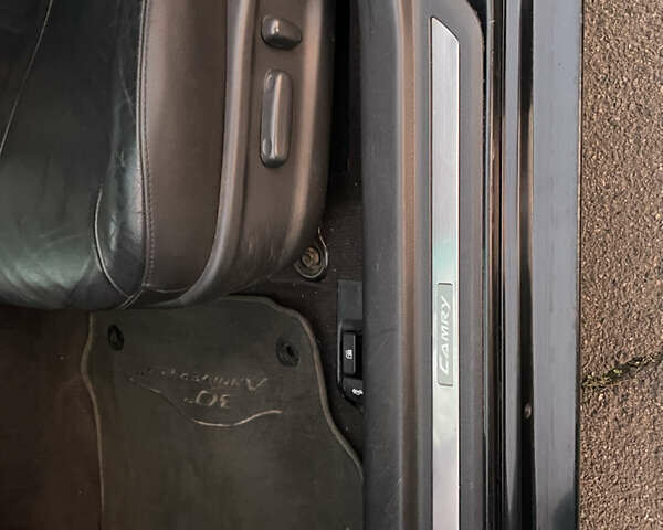 Чорний Тойота Камрі, об'ємом двигуна 3.5 л та пробігом 187 тис. км за 7999 $, фото 8 на Automoto.ua