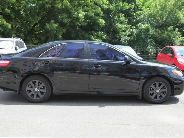 Чорний Тойота Камрі, об'ємом двигуна 3.5 л та пробігом 336 тис. км за 8300 $, фото 4 на Automoto.ua