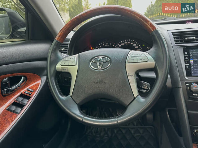 Черный Тойота Камри, объемом двигателя 3.46 л и пробегом 187 тыс. км за 11300 $, фото 30 на Automoto.ua