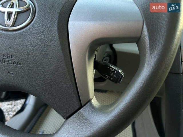 Чорний Тойота Камрі, об'ємом двигуна 2.4 л та пробігом 297 тис. км за 7999 $, фото 26 на Automoto.ua