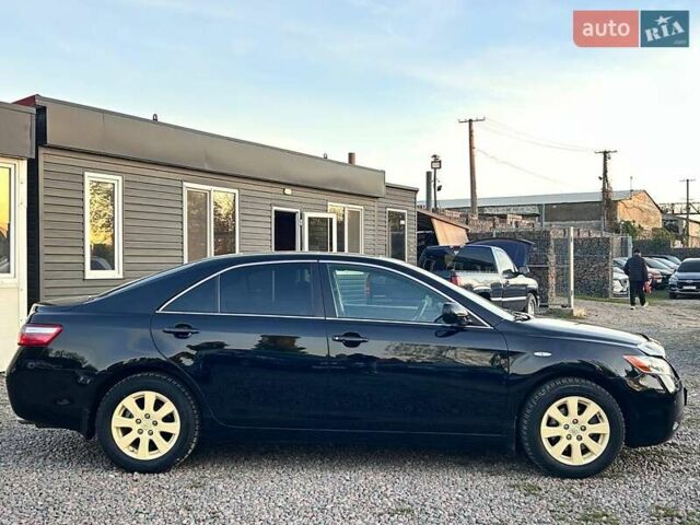 Черный Тойота Камри, объемом двигателя 2.4 л и пробегом 197 тыс. км за 8100 $, фото 2 на Automoto.ua