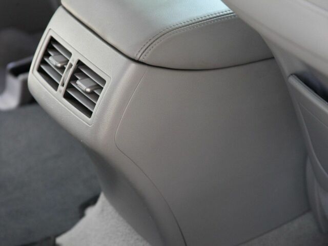 Чорний Тойота Камрі, об'ємом двигуна 3.5 л та пробігом 336 тис. км за 8300 $, фото 23 на Automoto.ua